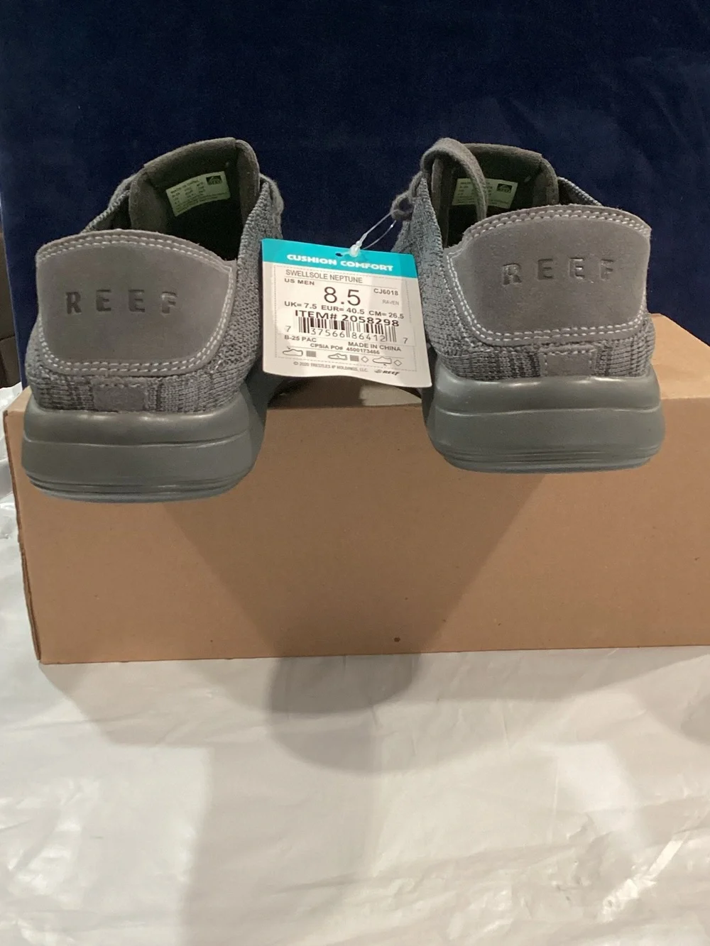 REEF Swellsole Neptune Men’s 8.5 Raven Gray Cushion Comfort Sneakers NWT